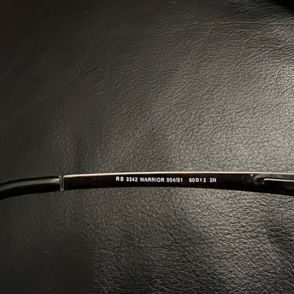 Ray-Ban sunglasses with case, Warrior 3342 - Picture 9 of 9